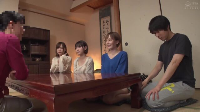 HUNTB-130 “When I Am Older, I’ll Make Everyone a Yome!” Four playhood friends who haven’t forgotten the promises they made when they were little and a harem creampie newlywed life! As a play